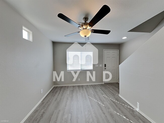 Foto del edificio - 3 br, 2.5 bath House - 5272 Jacala St