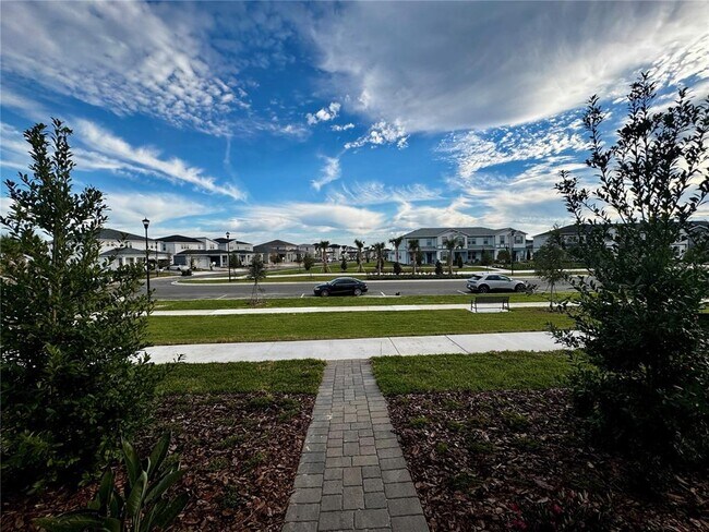 Foto del edificio - 4569 ORCHARD VIEW Aly