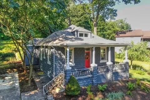 Primary Photo - 1335 N Park Ave