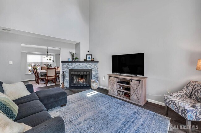 Foto del edificio - 216 Coldspring Ct
