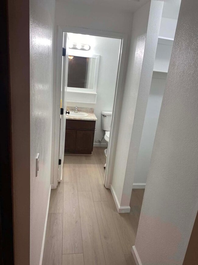 Foto del edificio - 3136 Gordonia Dr