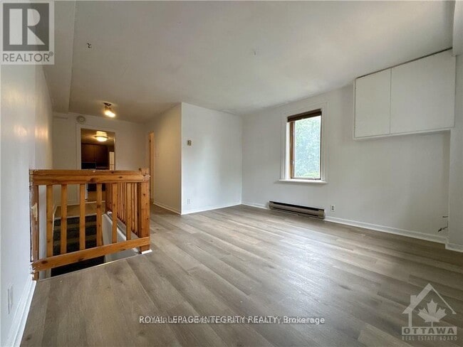 Building Photo - 137-137 Elm St