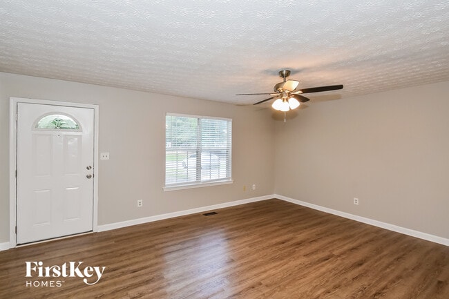 Building Photo - 176 Shadow Wood Dr