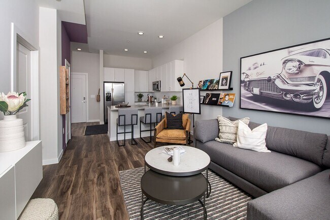 Interior Photo - Axel Brewers Hill