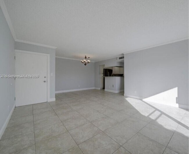 Foto del edificio - 9004 SW 137th St