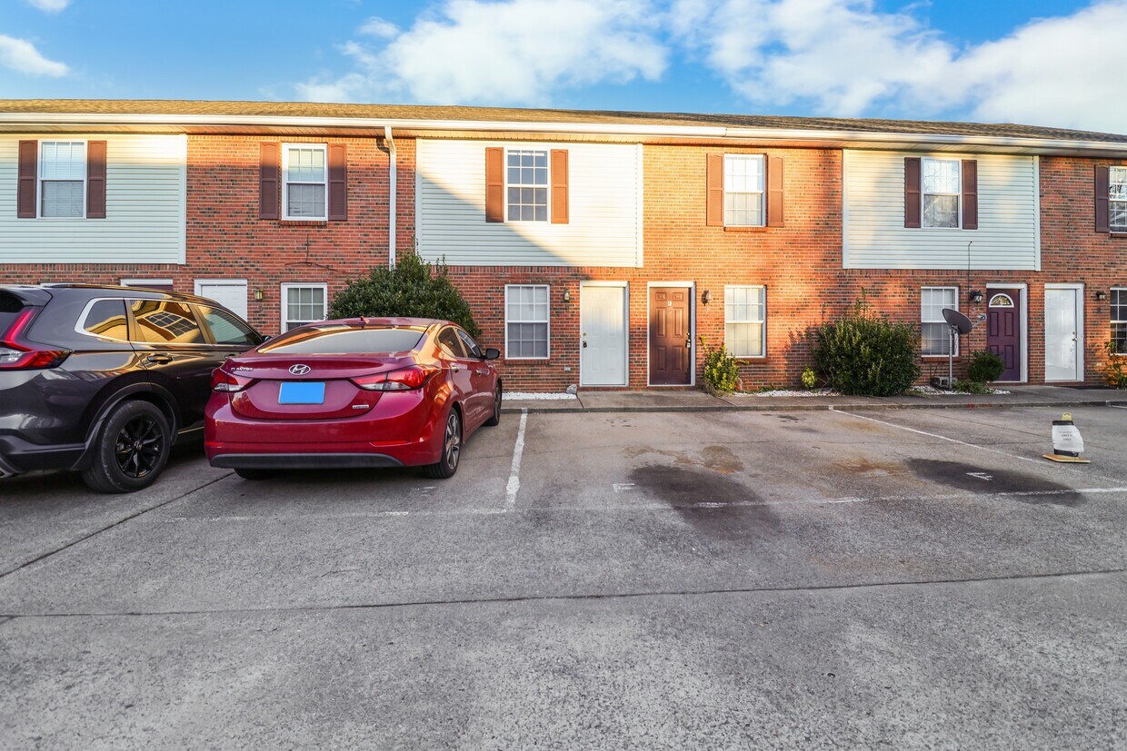 Foto principal - 284 Raleigh Dr