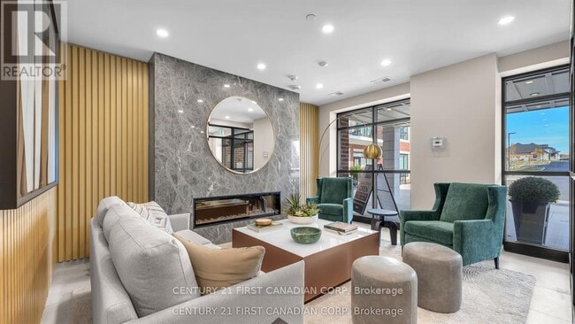 Building Photo - 1975 Fountain Grass Dr