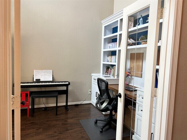 Foto del edificio - 26938 Drybank Creek Ln