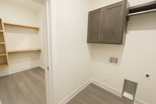 Foto del edificio - 1638/40 Hickory Creek