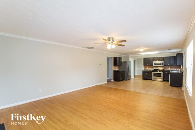 Building Photo - 2990 Gallery Grove