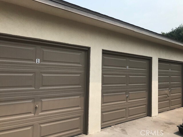 Foto principal - 1622 W Summit St