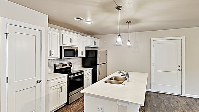 Building Photo - 4923 Avion Ct