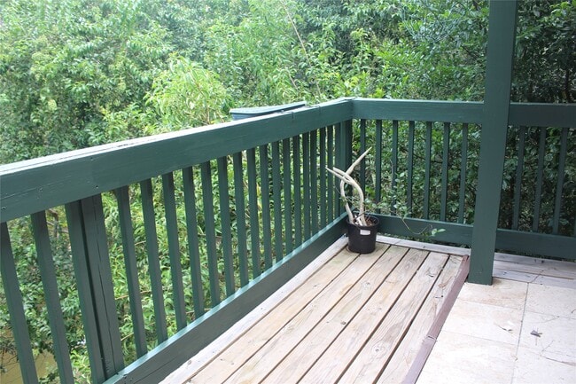 Building Photo - 8277 Kingsbrook Rd