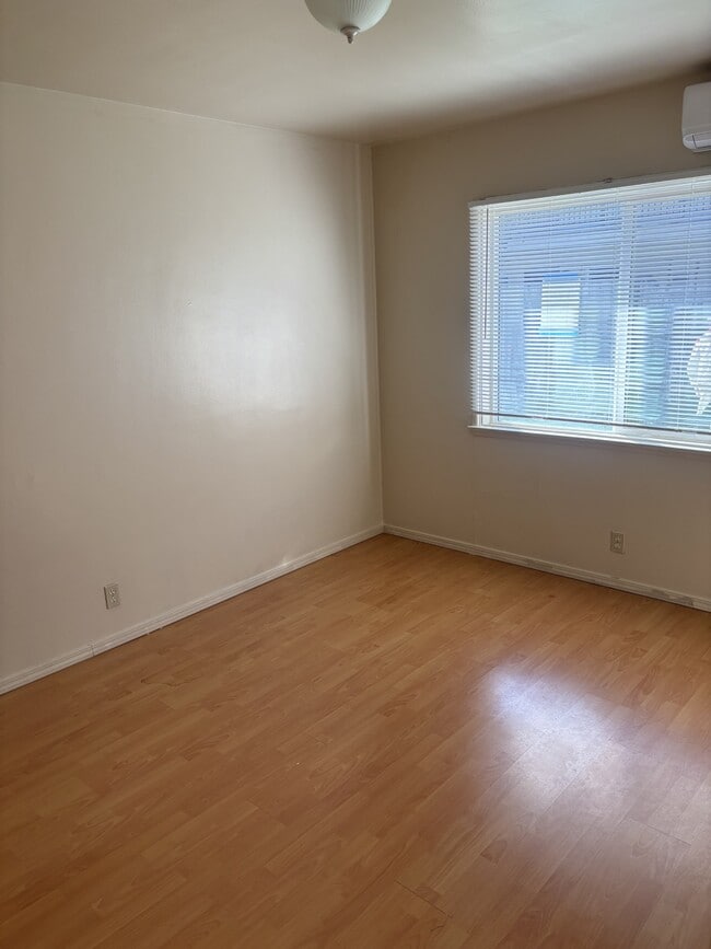 Foto del edificio - 1542 Prospect Ave