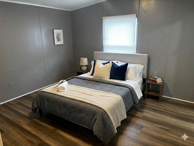 Foto del edificio - 7406 April Dr