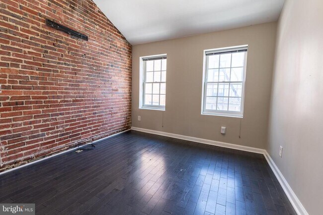 Foto del edificio - 1036 Patapsco St