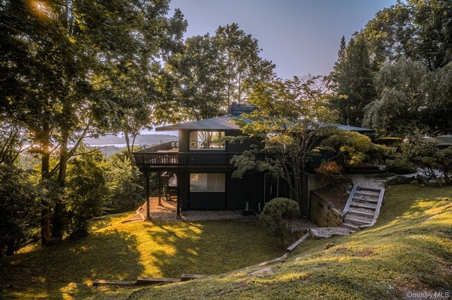 Foto del edificio - 137 Cedar Ln