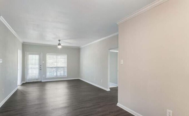 Foto del edificio - 2 bedroom in Houston TX 77063