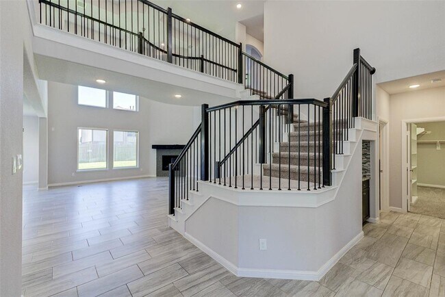 Foto del edificio - 14926 Samuel Springs Ln