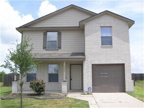 Building Photo - 15947 Regal Trace Ln