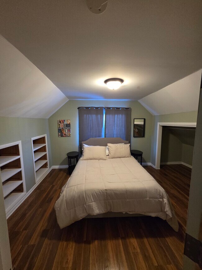 Foto del edificio - 335 Shakopee Ave E