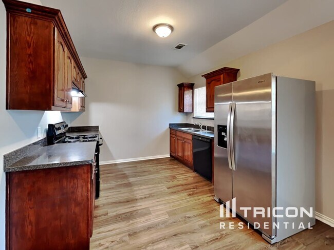 Foto del edificio - 2731 Star Ave