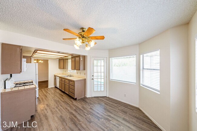 Building Photo - 4 br, 2.5 bath House - 6104 Warm River Rd