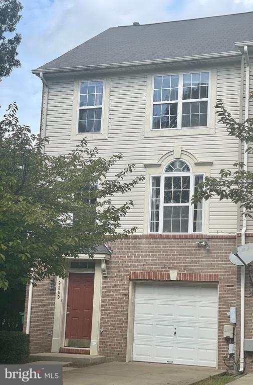 Primary Photo - 9850 Moffit Pl