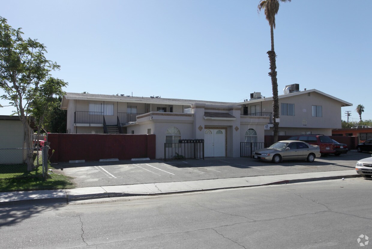 Building Photo - 83121 Sonora Ave