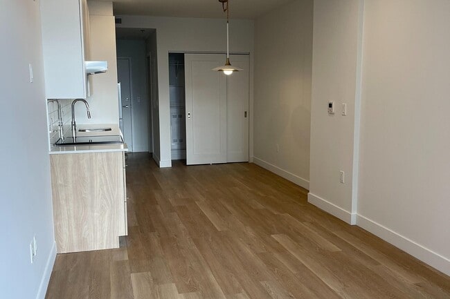 Photo du bâtiment - 1230 R. Bishop