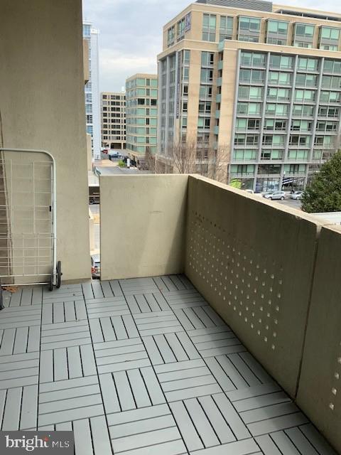 Building Photo - 300 M St SW