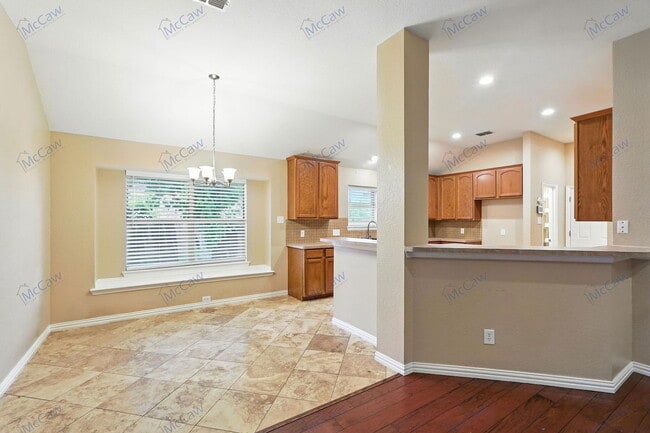 Building Photo - 3011 Clear Springs Dr