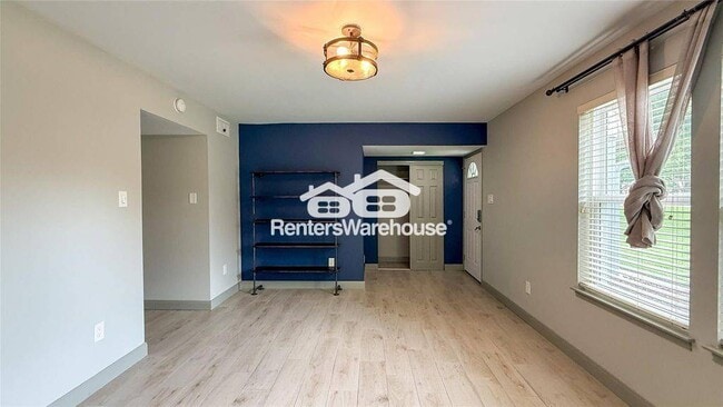 Building Photo - 2226 Triway Ln
