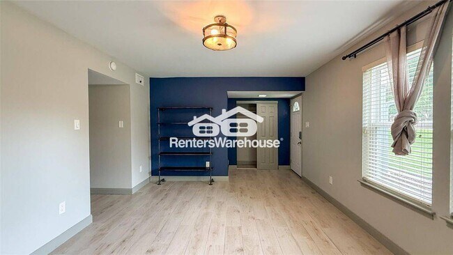 Foto del edificio - 2226 Triway Ln