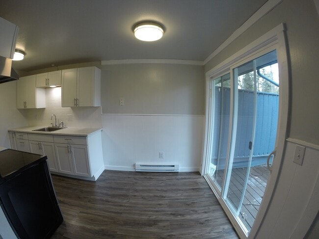 Building Photo - 12517 47th Ave SW