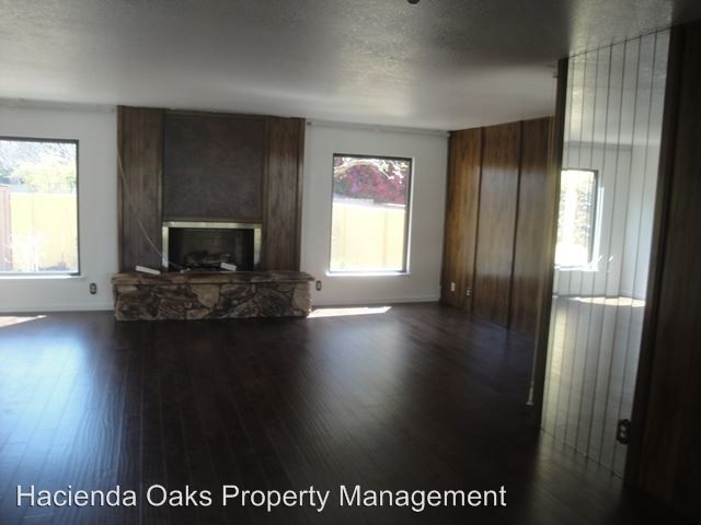 Foto del edificio - 3 br, 2 bath House - 925 S. Miller