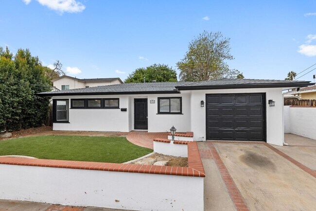 Foto del edificio - Nice 5 bedroom house on Ewing!