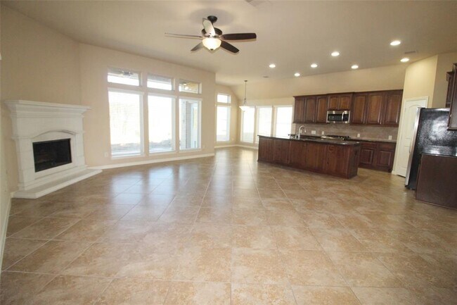 Foto del edificio - 6530 Arroyo Springs Ln