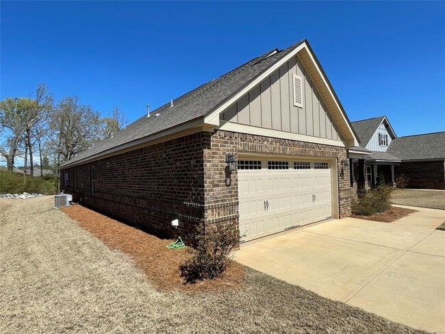 Building Photo - 941 Wheat Ridge Dr
