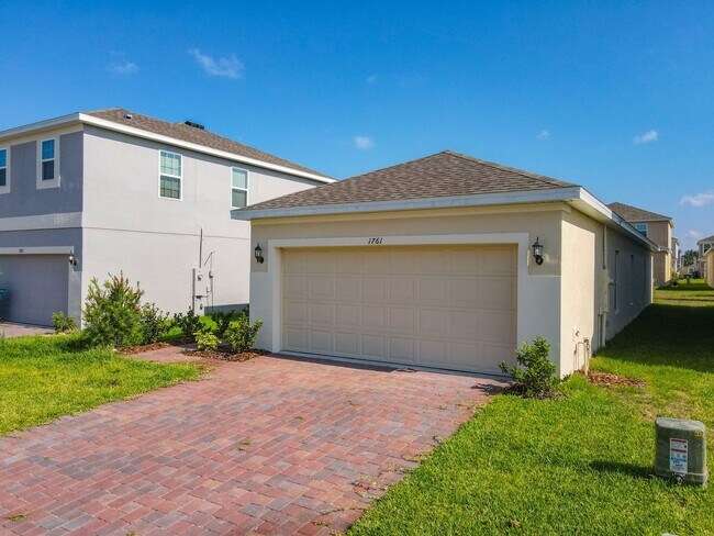 Foto del edificio - Horse Creek at Crosswinds-1761 Tree Shade Drive Davenport, FL 33837