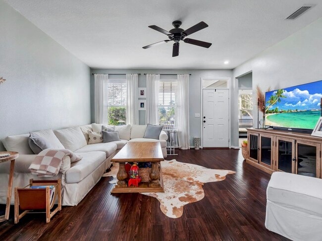 Foto del edificio - 2436 Rain Lily Way