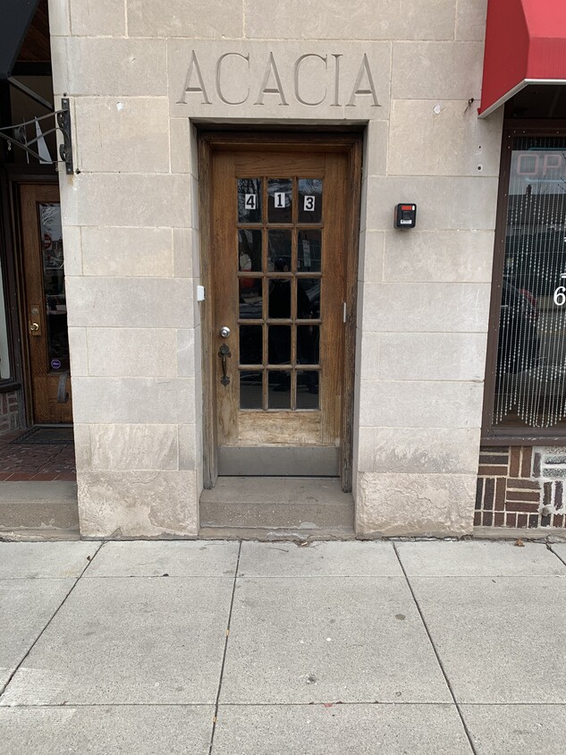 Primary Photo - 413 N Main St