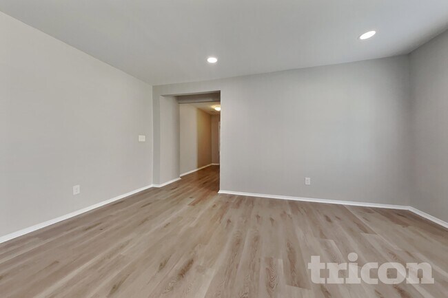 Foto del edificio - 514 Kerriann Ln