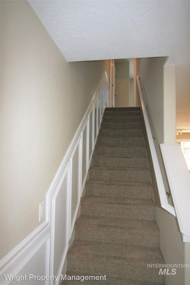 Foto del edificio - 2 br, 1.5 bath House - 3909 W Rose Hill St...