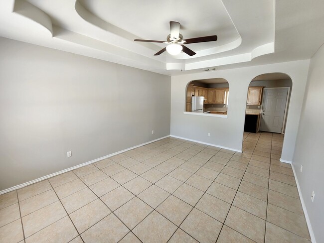 Building Photo - 2525 Chuparosa Ct