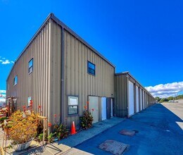 Building Photo - 3333 Cuttings Wharf Rd