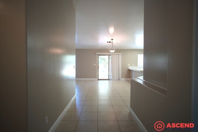 Foto del edificio - 12708 Beechfield Dr