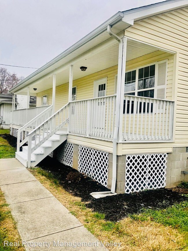 Building Photo - 3 br, 2 bath House - 2462 Virginia Avenue