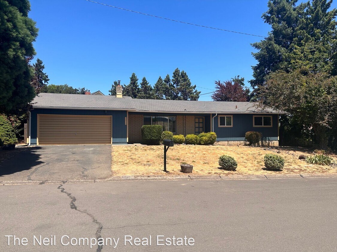 Foto principal - 3 br, 2 bath House - 1522 NW Randall Ct