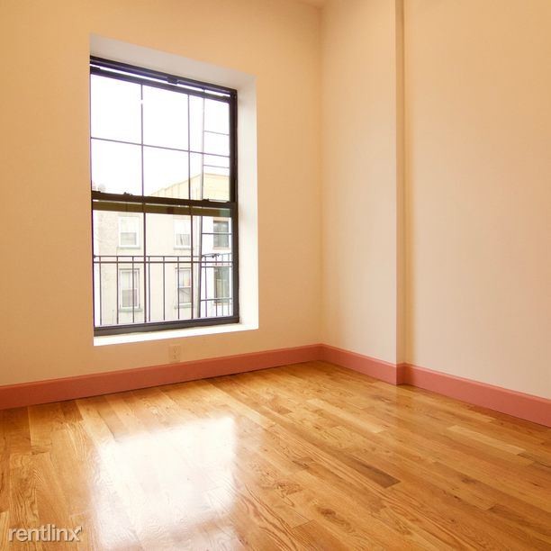 Foto del edificio - 626 Monroe St